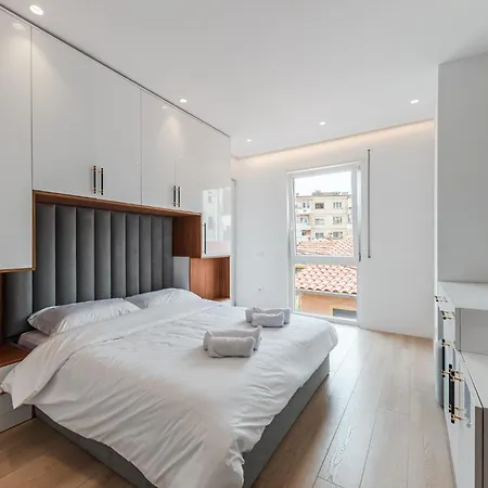 Mumba By Apartmán Tirana